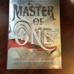 Fairyloot edition Master of One